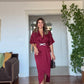 V YAKA KEMER DETAYLI SATEN ELBİSE - BORDO