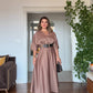 LEOPAR KEMER DETAYLI SATEN ELBİSE – GÜL KURUSU