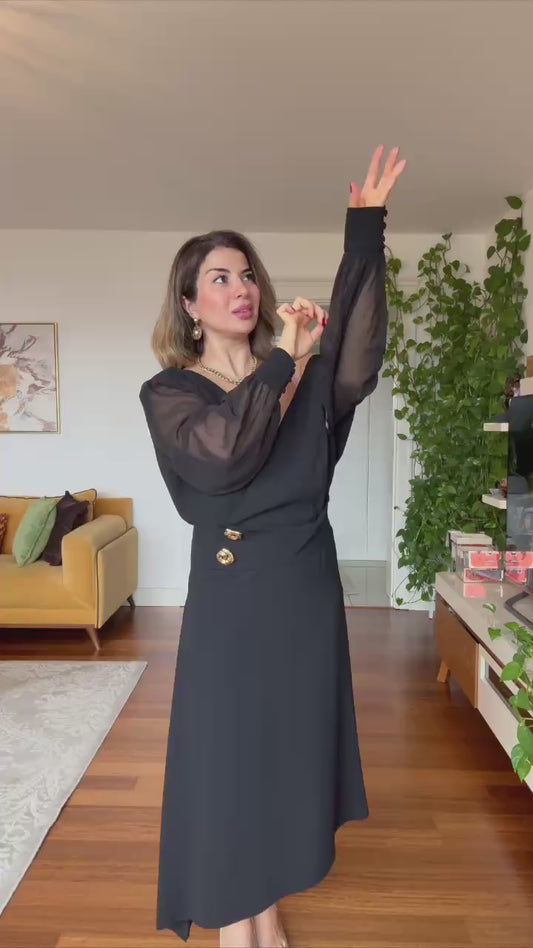 GOLD DÜĞME DETAYLI ŞİFON KOL ASİMETRİK KESİM ŞIK ELBİSE – SİYAH