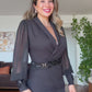 ELEGAN V YAKA BEL KEMER DETAYLI ELBİSE - SİYAH