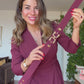 KRUVAZE YAKA KEMERLİ MİDİ ELBİSE - BORDO